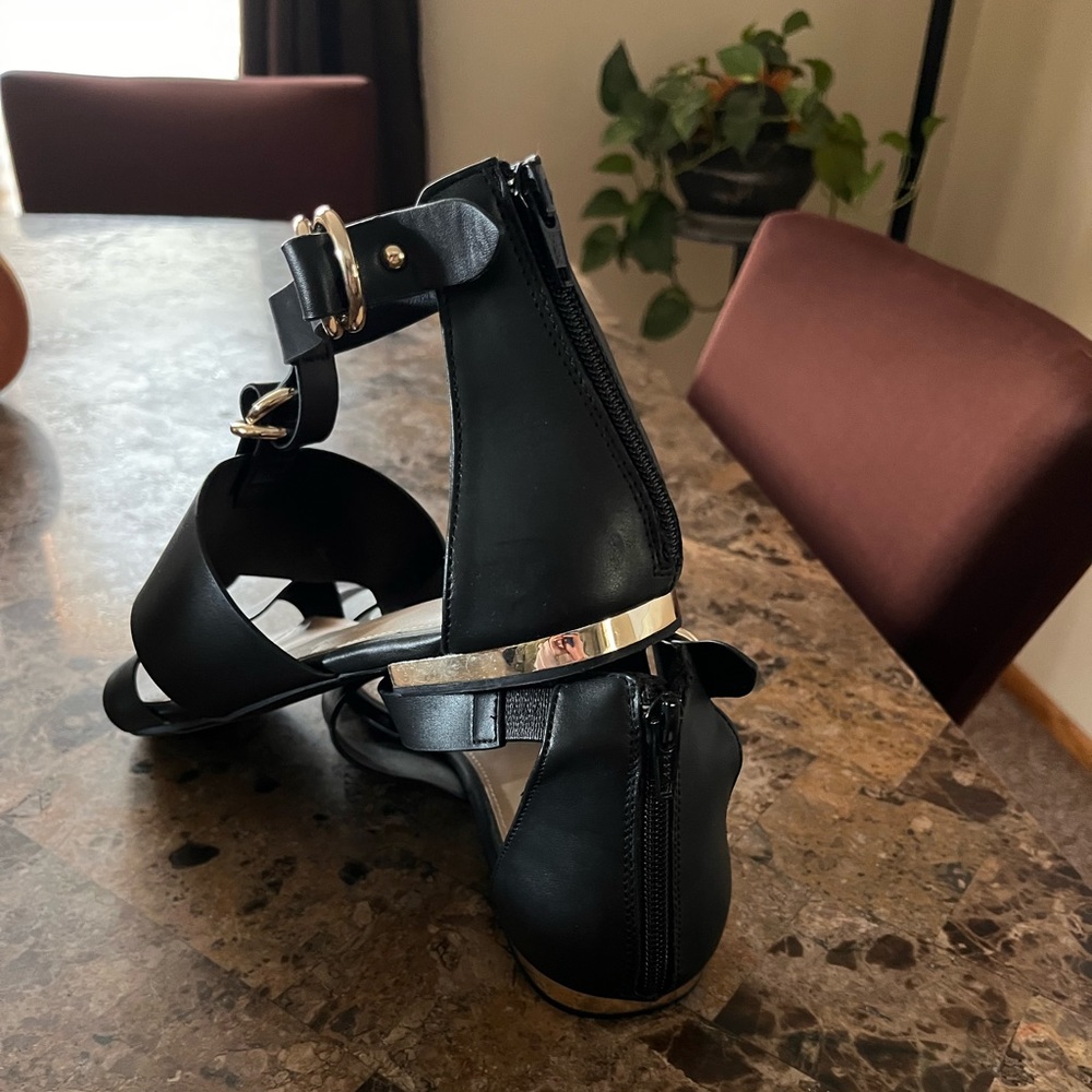 Apt 9 black with gold detail sandals